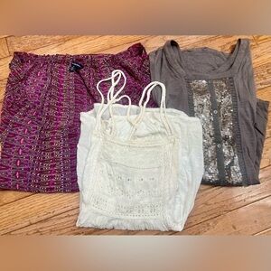 American Eagle women’s Tops Small